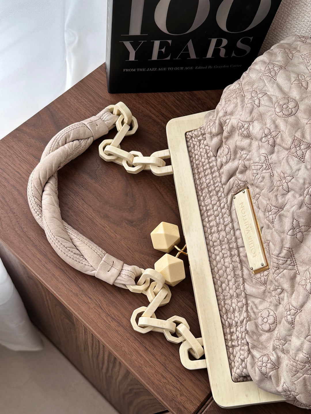 LOUIS VUITTON Dusty Cream Quilted Cloud Clutch Bag｜Ethereal Rarity ☁️✨