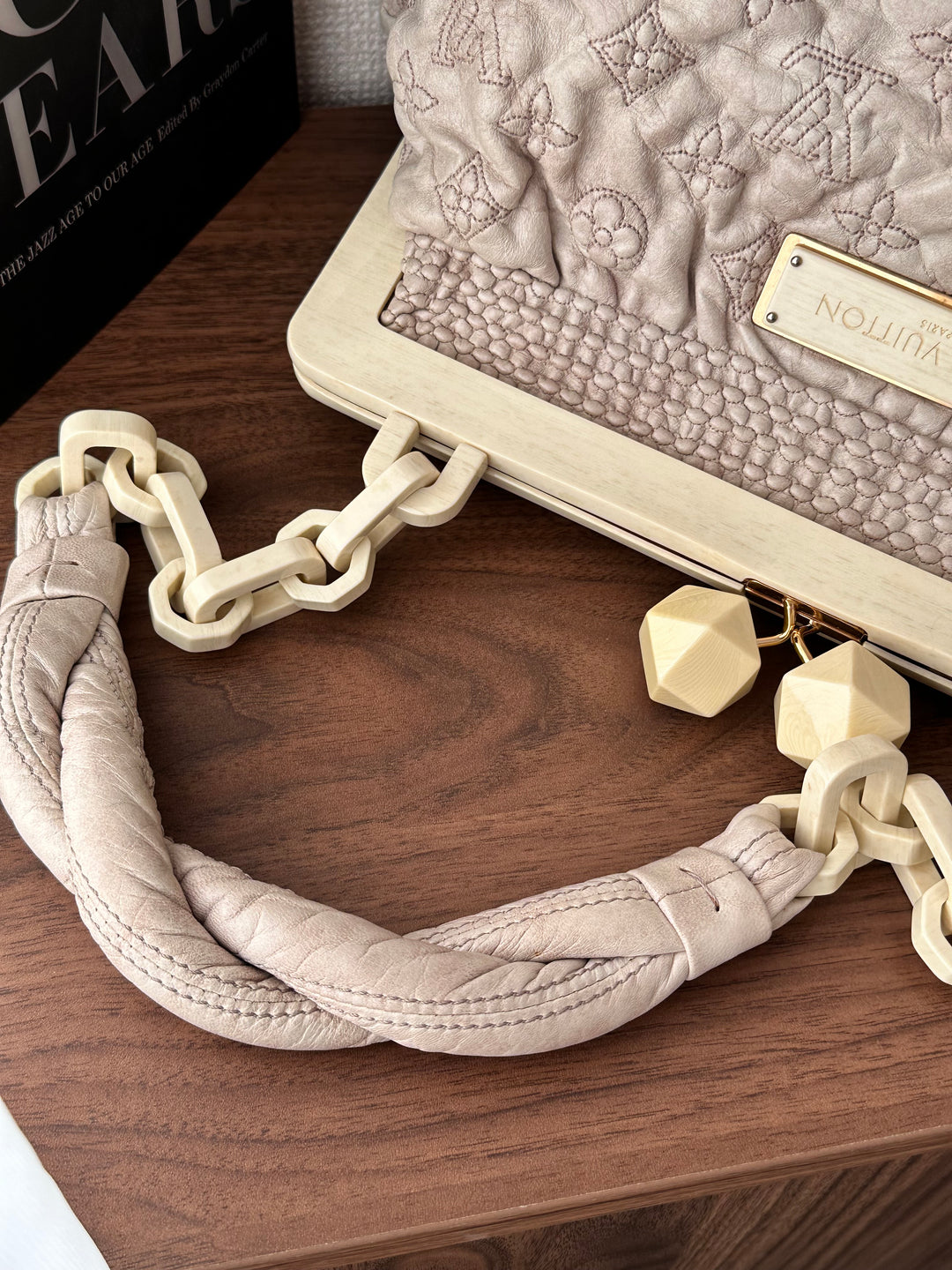 LOUIS VUITTON Dusty Cream Quilted Cloud Clutch Bag｜Ethereal Rarity ☁️✨