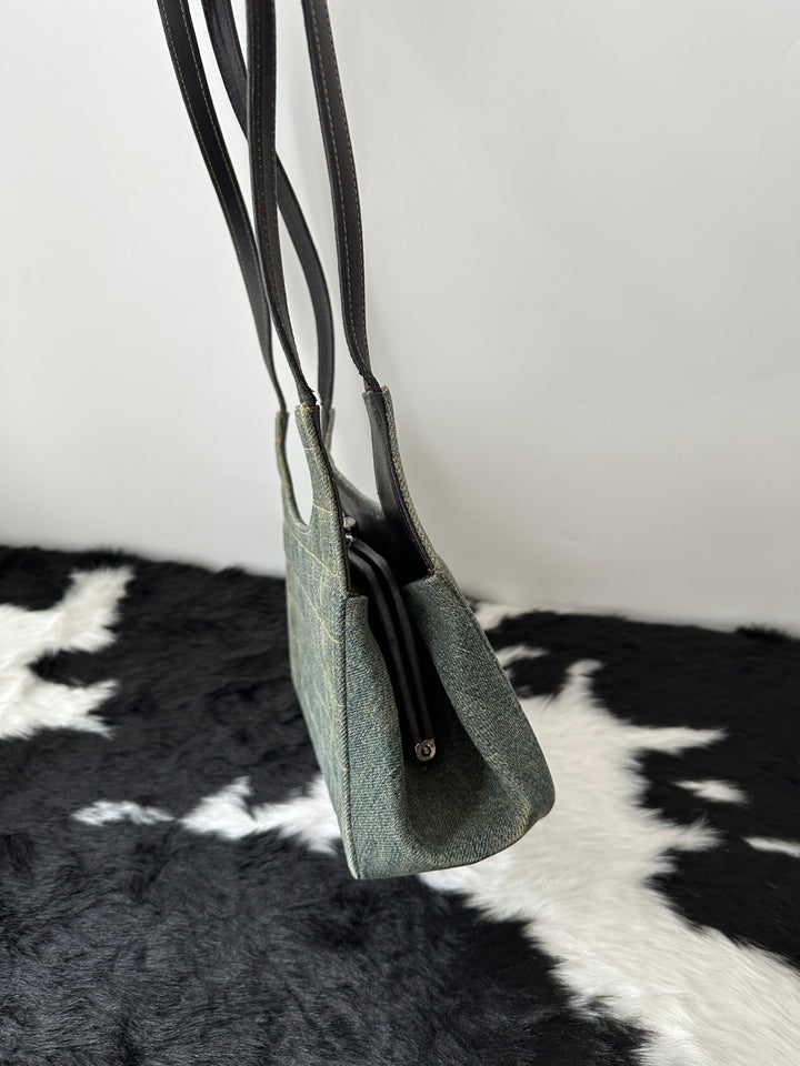 Chanel “Cloud Denim Shoulder Bag” ☁️💙 | Rare Small Size with Kiss Lock