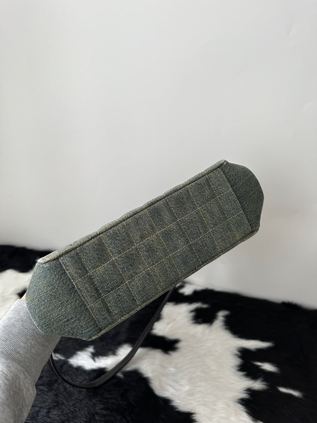 Chanel “Cloud Denim Shoulder Bag” ☁️💙 | Rare Small Size with Kiss Lock