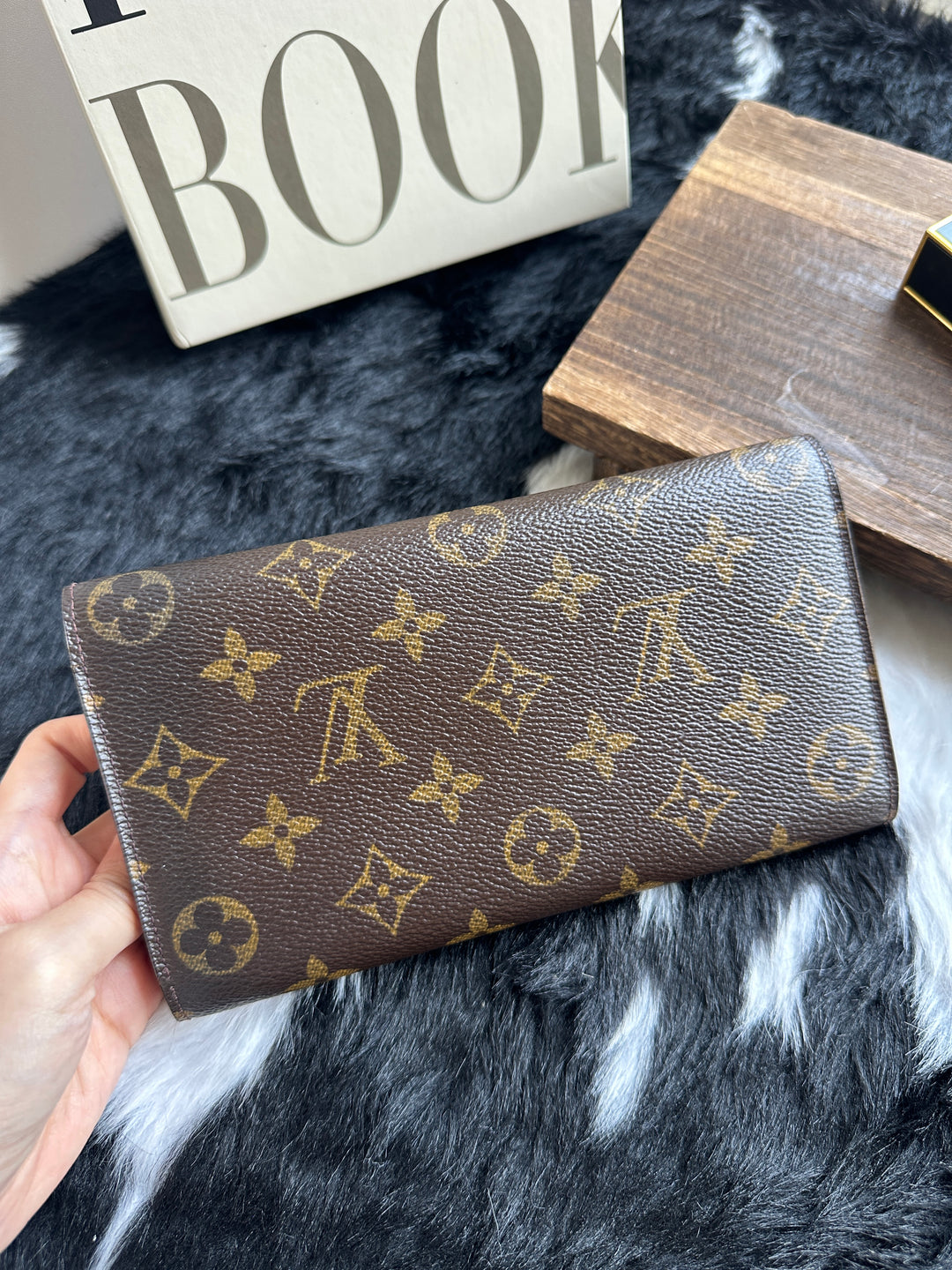 Louis Vuitton Monogram Long Wallet 🤎｜Iconic Monogram Canvas × Generous Card Storage × Timeless Envelope Design