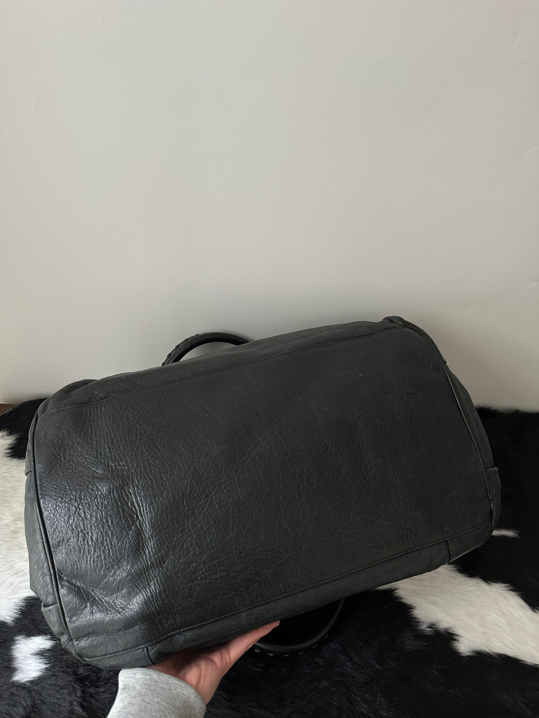 BALENCIAGA 🖤 Le City Bag (Giant Hardware)｜Iconic Moto Style × Soft Distressed Leather × Celebrity-Favorite Revival