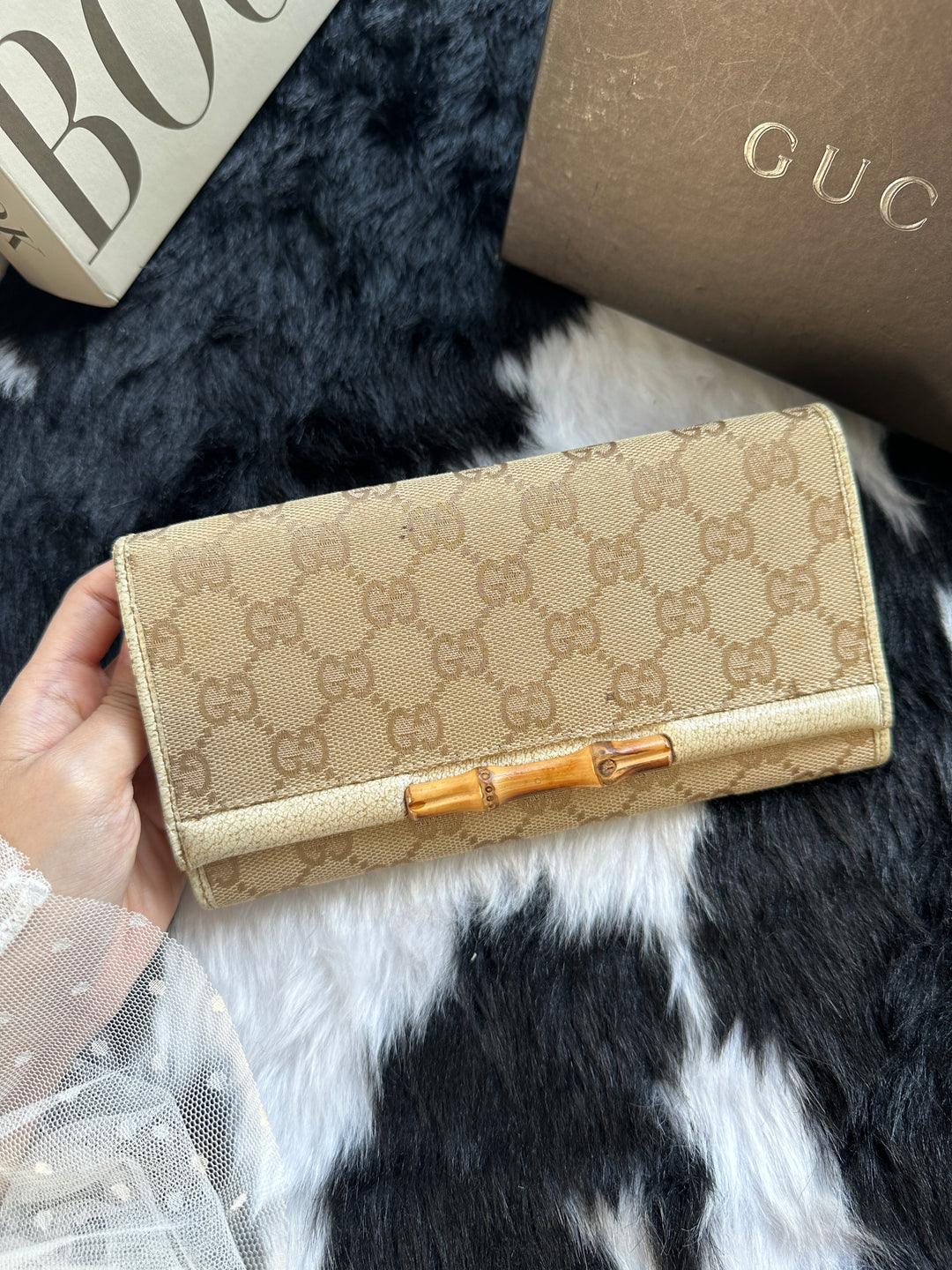 Gucci Bamboo GG Canvas Long Wallet 🤎｜Signature Monogram × Bamboo Detail × Spacious Interior