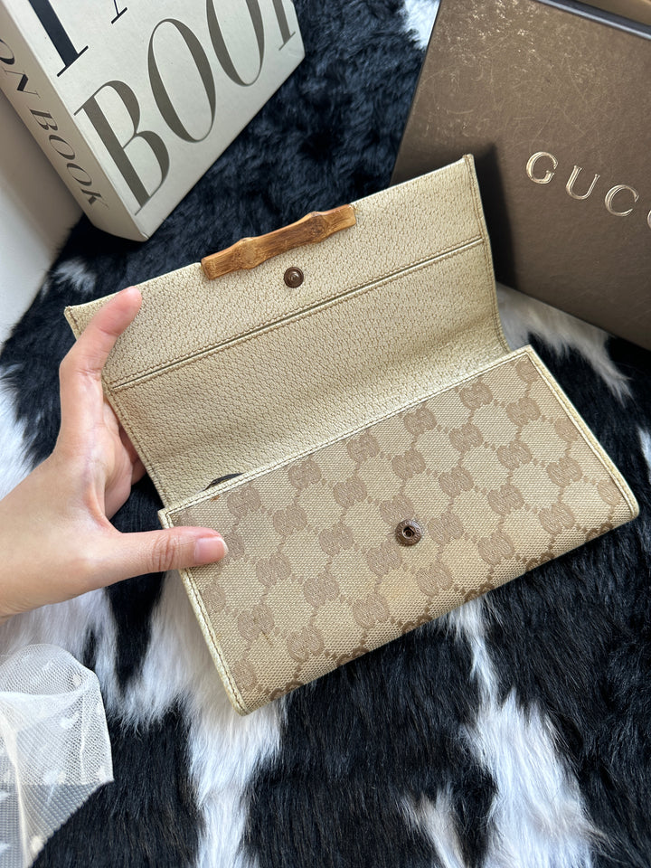 Gucci Bamboo GG Canvas Long Wallet 🤎｜Signature Monogram × Bamboo Detail × Spacious Interior