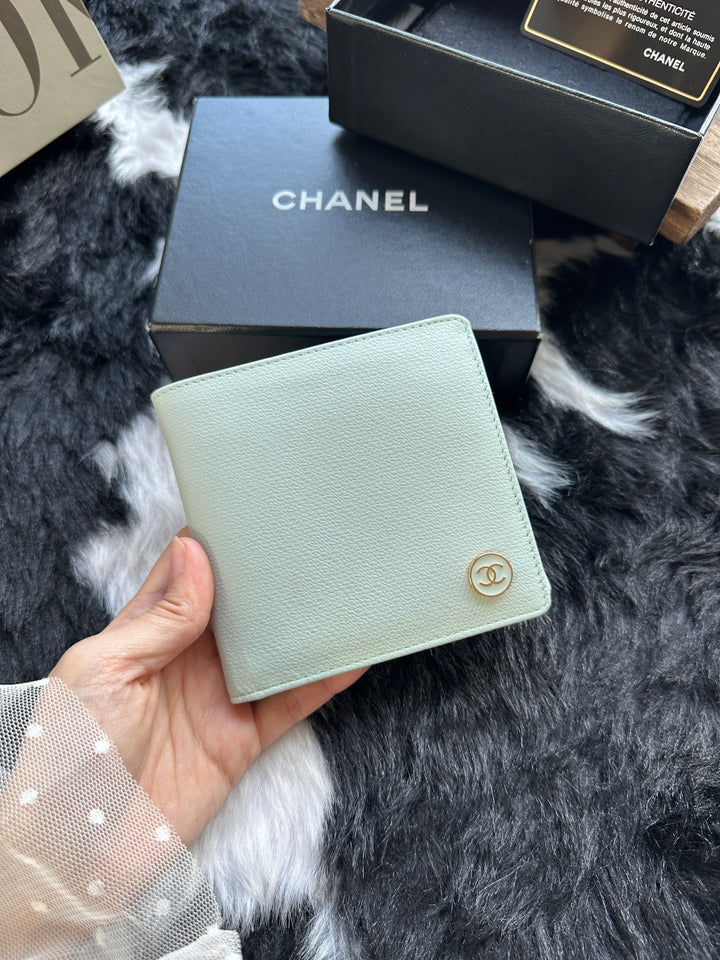 Chanel Mint Green Short Wallet 🩵｜Rare Macaron Mint × Compact Size × Full Set