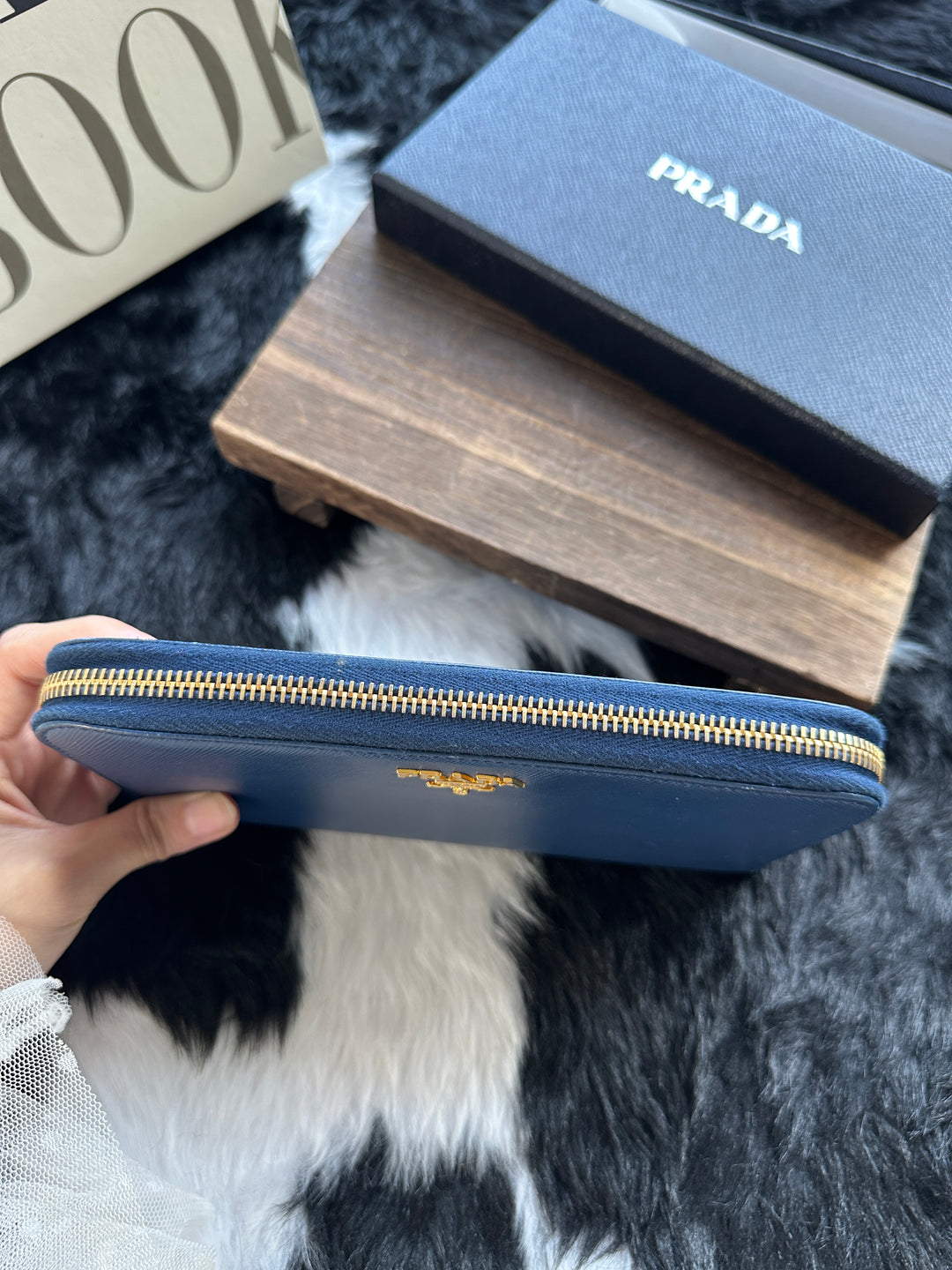 Prada Saffiano Zip-Around Long Wallet 💙｜Gem Blue × Contrast Interior × Full Set