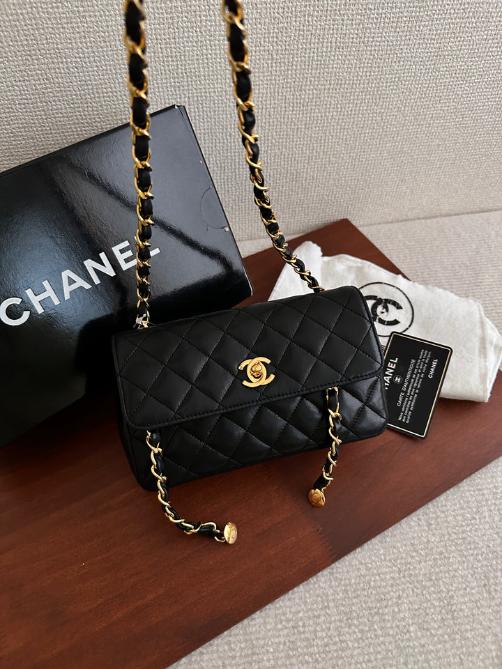 CHANEL Black Coco Button Flap – Classic Quilted Leather 🖤 Rare Full-Set with Original Inner Pocket