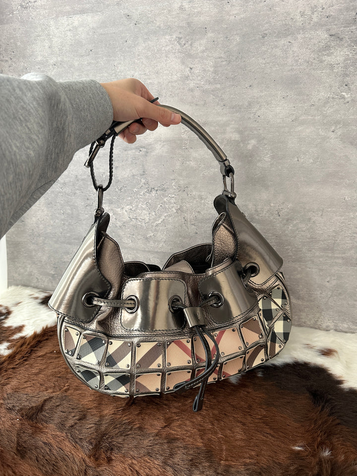 Burberry “Patchwork Check Leather Hobo” ✨ | Rare Sculptural Design with Iconic Vintage Check