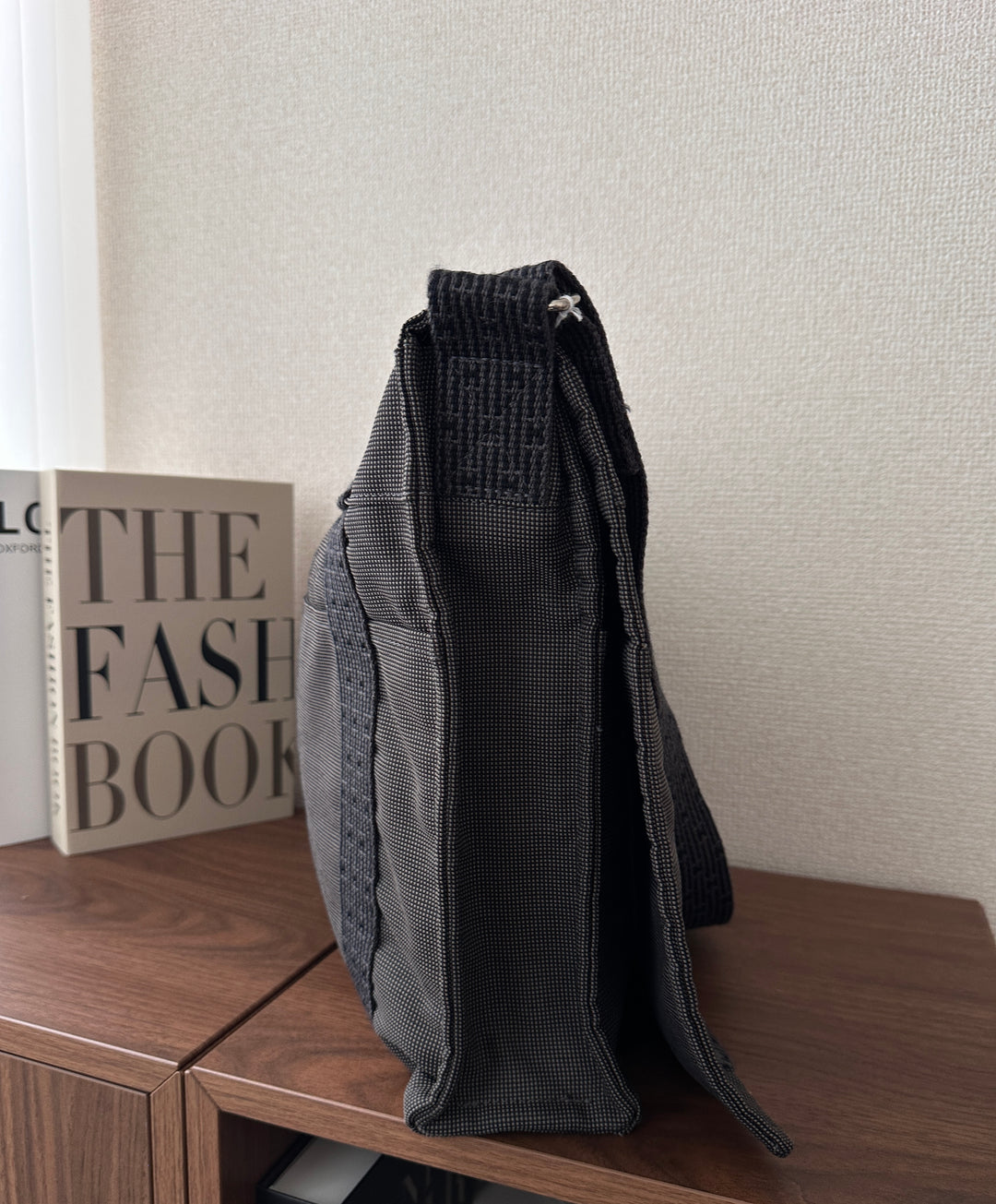 Hermès Canvas Oversized Messenger Bag 🩶✨ Lightweight & Stylish