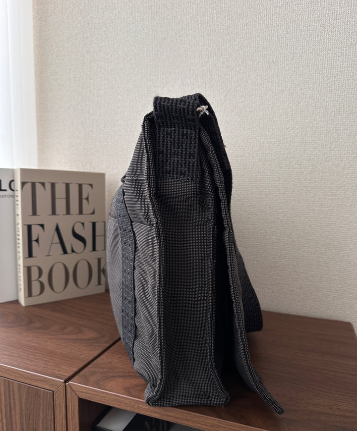 Hermès Canvas Oversized Messenger Bag 🩶✨ Lightweight & Stylish