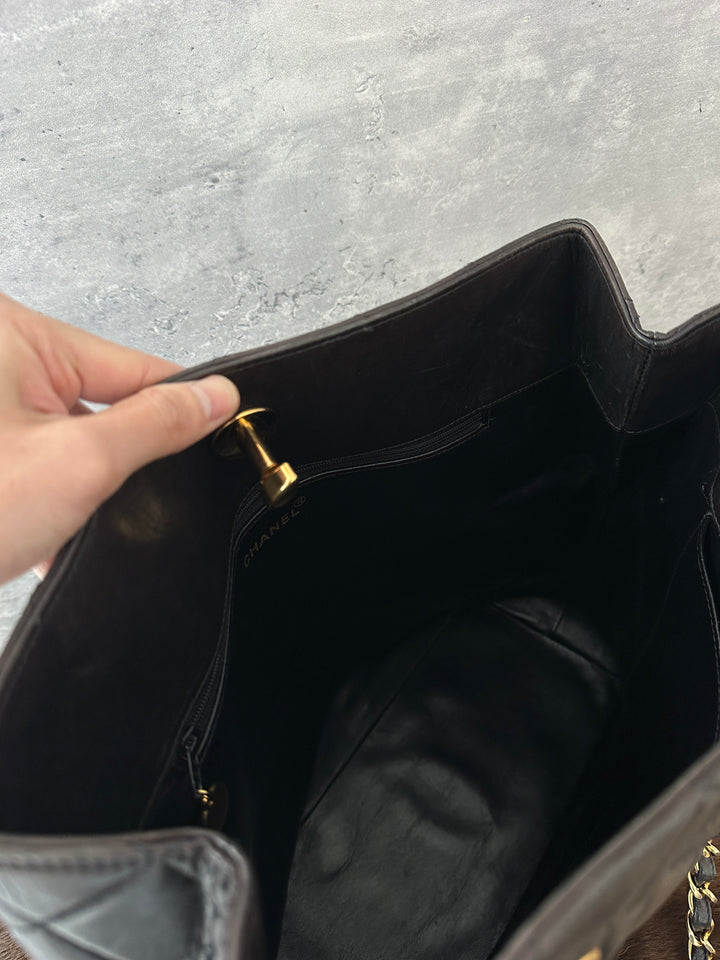 Chanel “Large CC Turn-Lock Shoulder Tote” ✨ | Rare Oversized CC Hardware & Chunky Chain