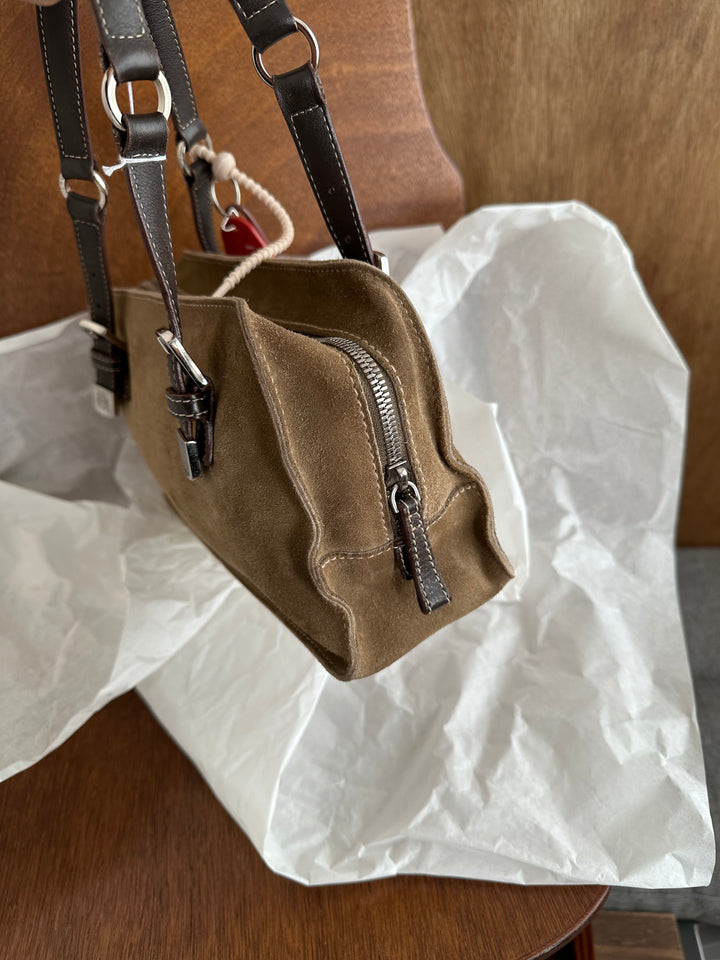 Gucci Vintage Black &amp; Gold Cat’s Eye Dial Watch ⌚✨