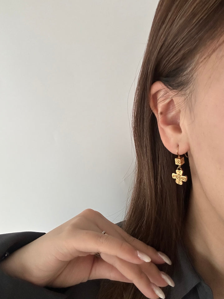 CHANEL Vintage Cross Earrings – Rare Chrome Hearts Inspired 🖤✨