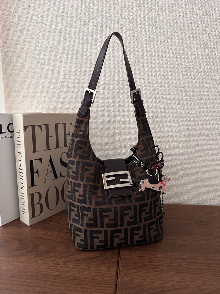 Fendi Monogram Hobo 🤎✨ Rare & Structured