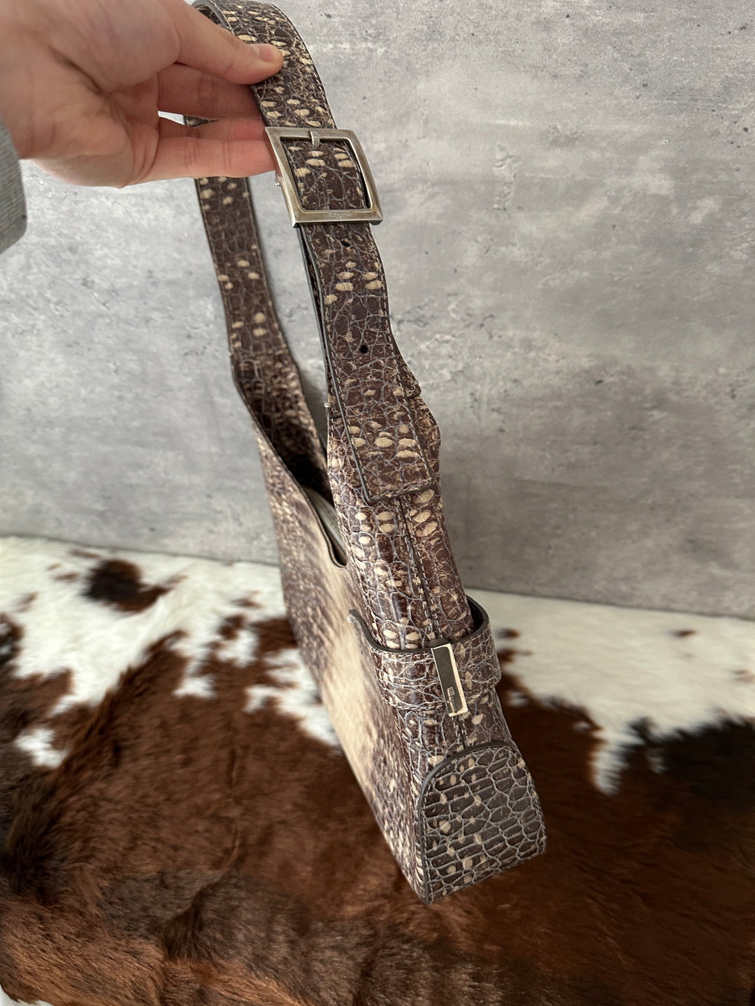 Ferragamo “Croc-Embossed Adjustable Hobo” 🤎✨ | Rare Embossed Leather & Elegant Sculpted Silhouette