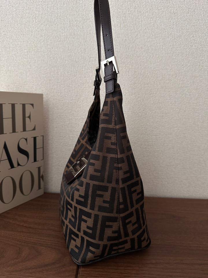 Fendi Monogram Hobo 🤎✨ Rare & Structured