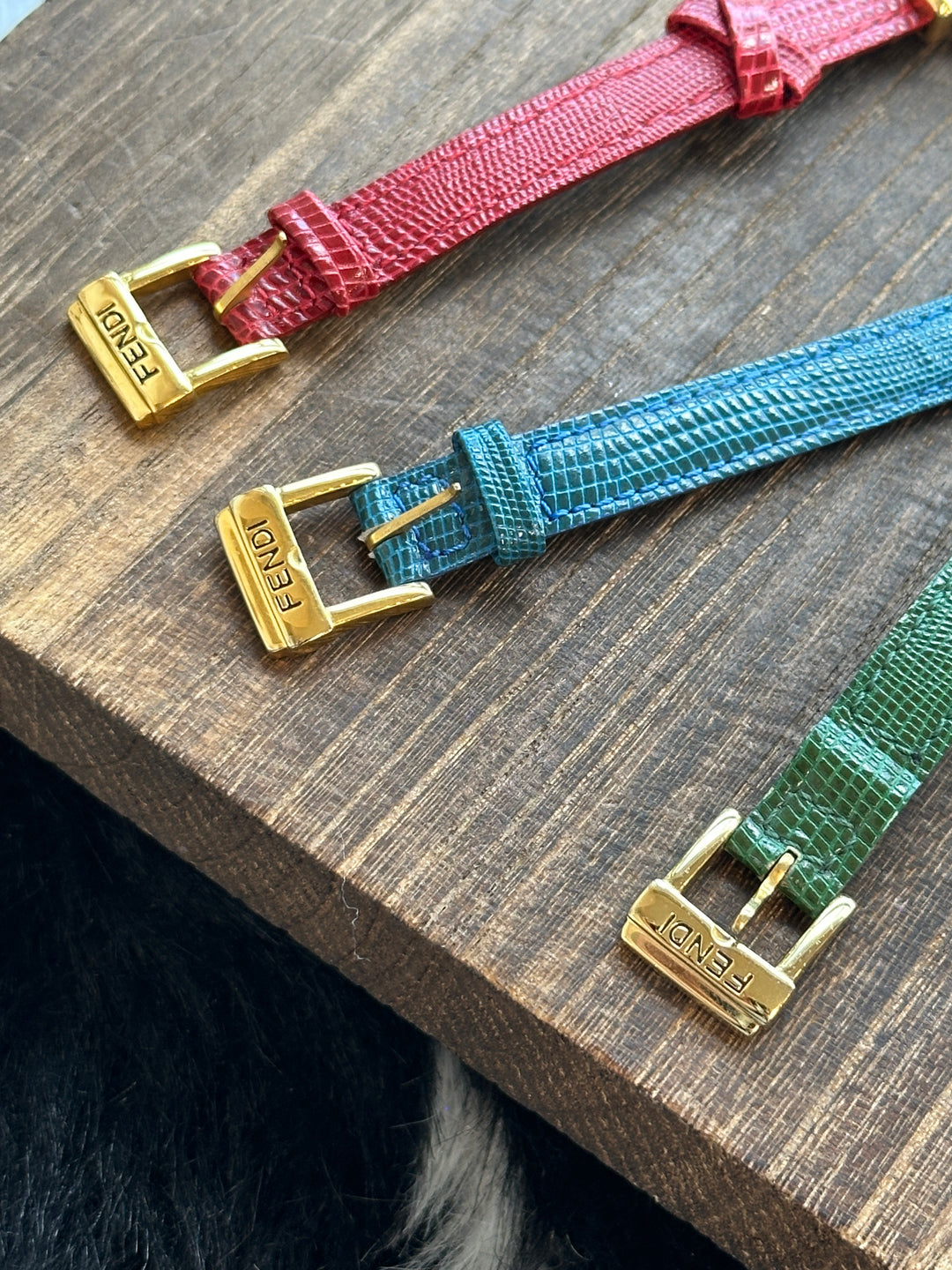 Fendi Triple-Strap Oval Watch 💚🩵❤️｜One Watch, Three Looks × Pearl Sunray Dial × Elegant Gold-Tone Case