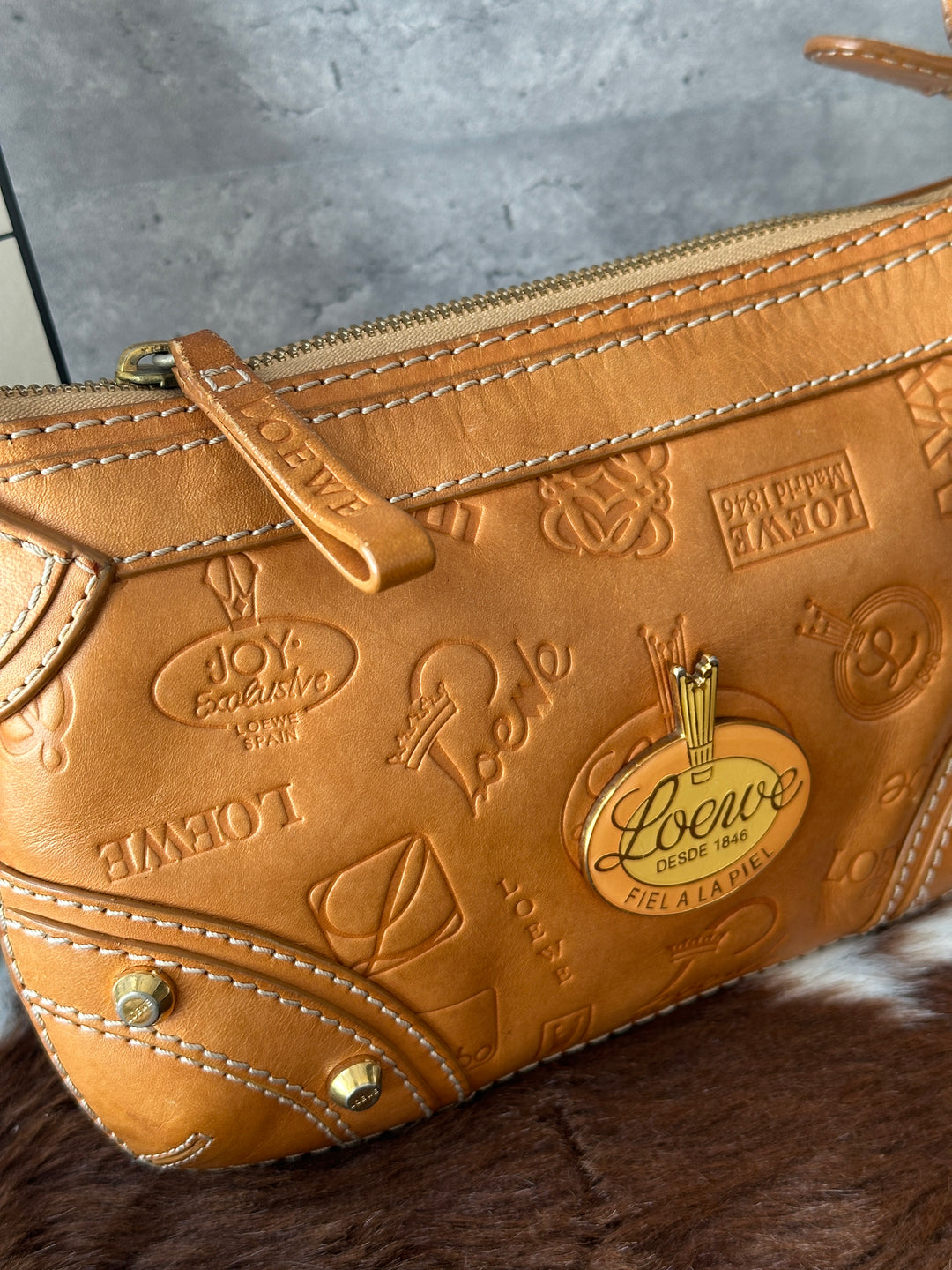 Loewe 160th Anniversary Embossed Leather Shoulder Bag 🤎｜Archival Logo Embossing × Gold-Tone Medallion × Rare Collectible Design