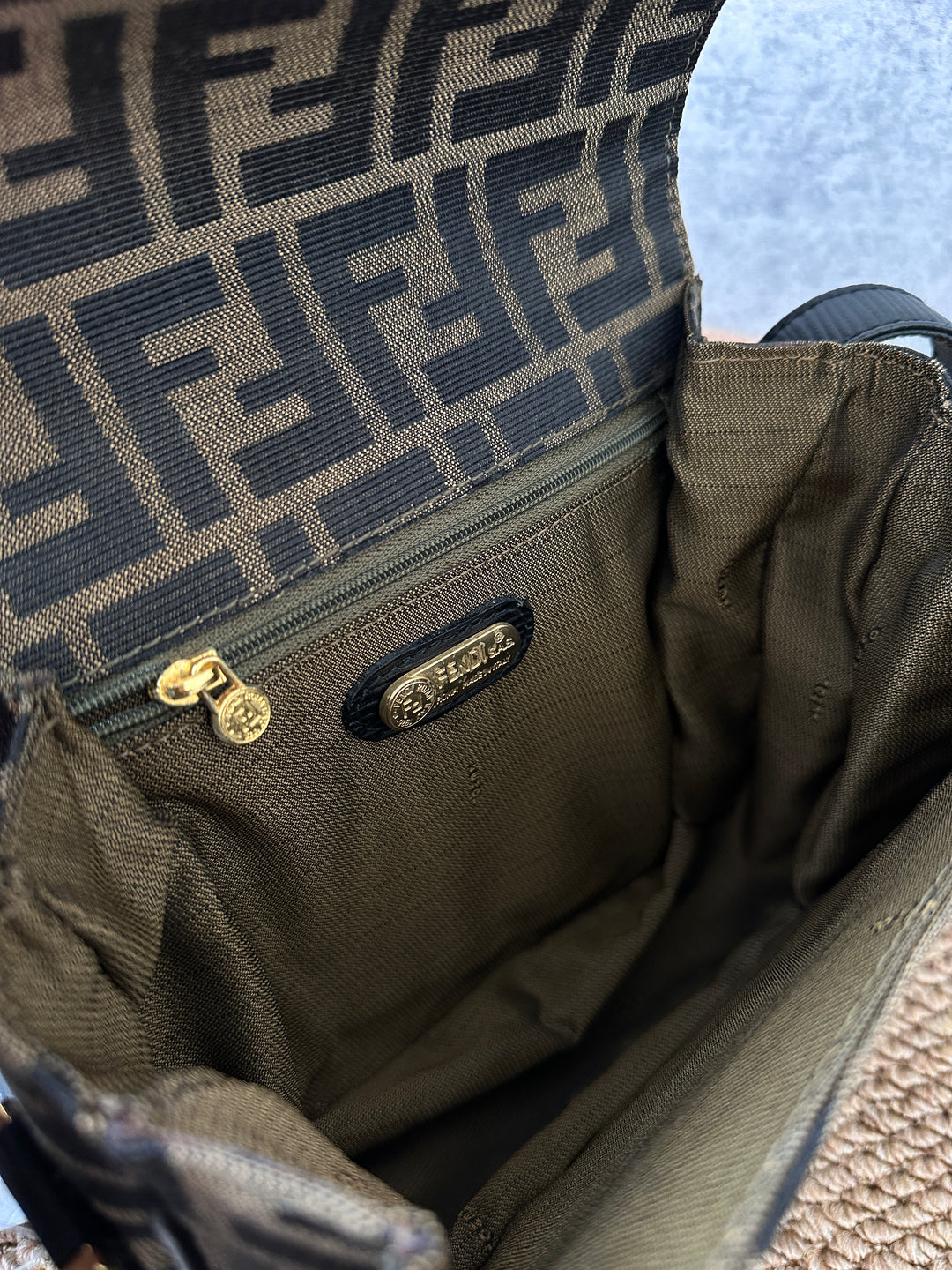 FENDI Zucca Monogram Mini Boxy Shoulder Bag 🤎｜Vintage Small Size with Gold Lock
