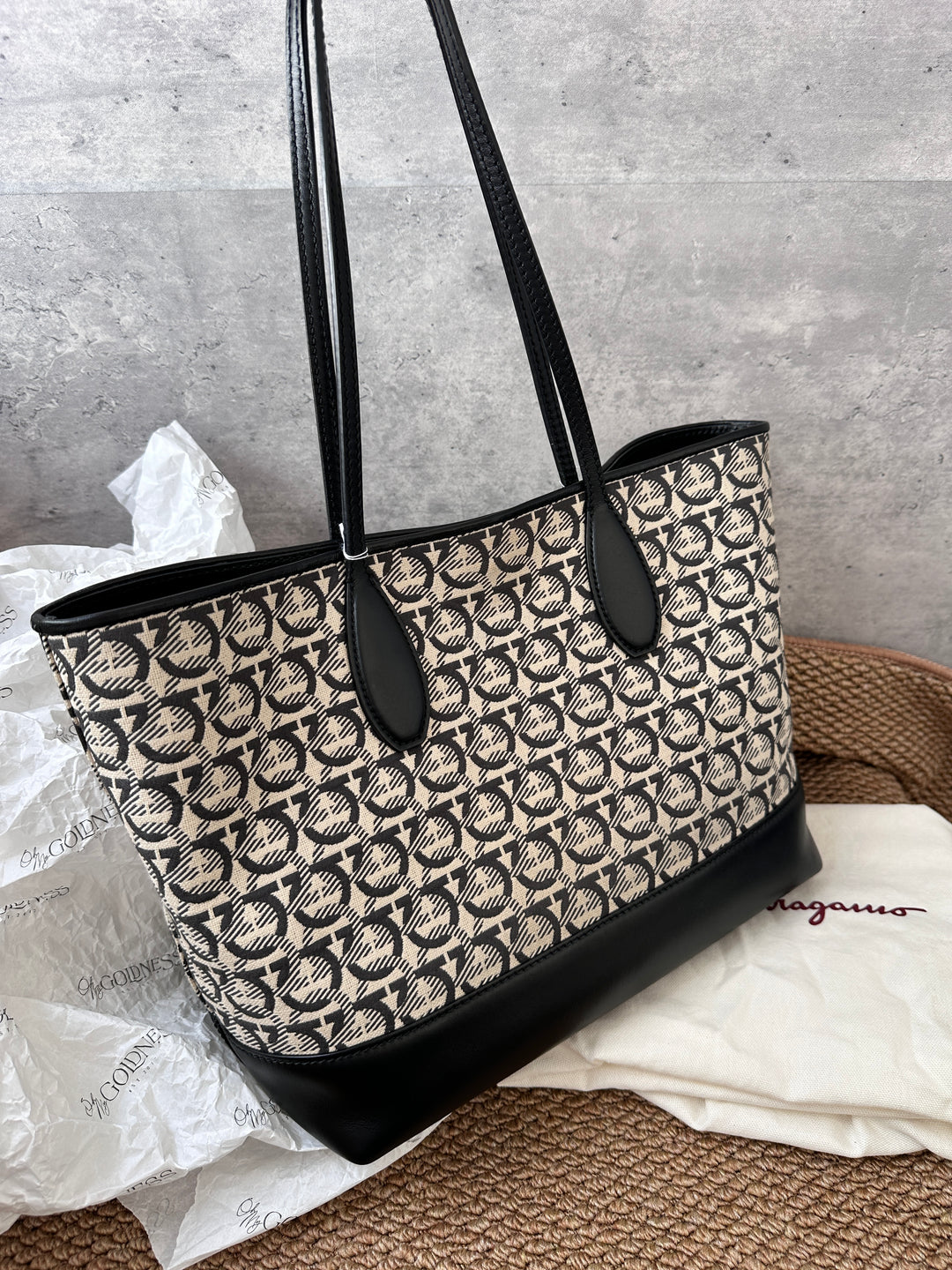 Ferragamo Vintage Monogram Gancini Tote with Pouch ✨