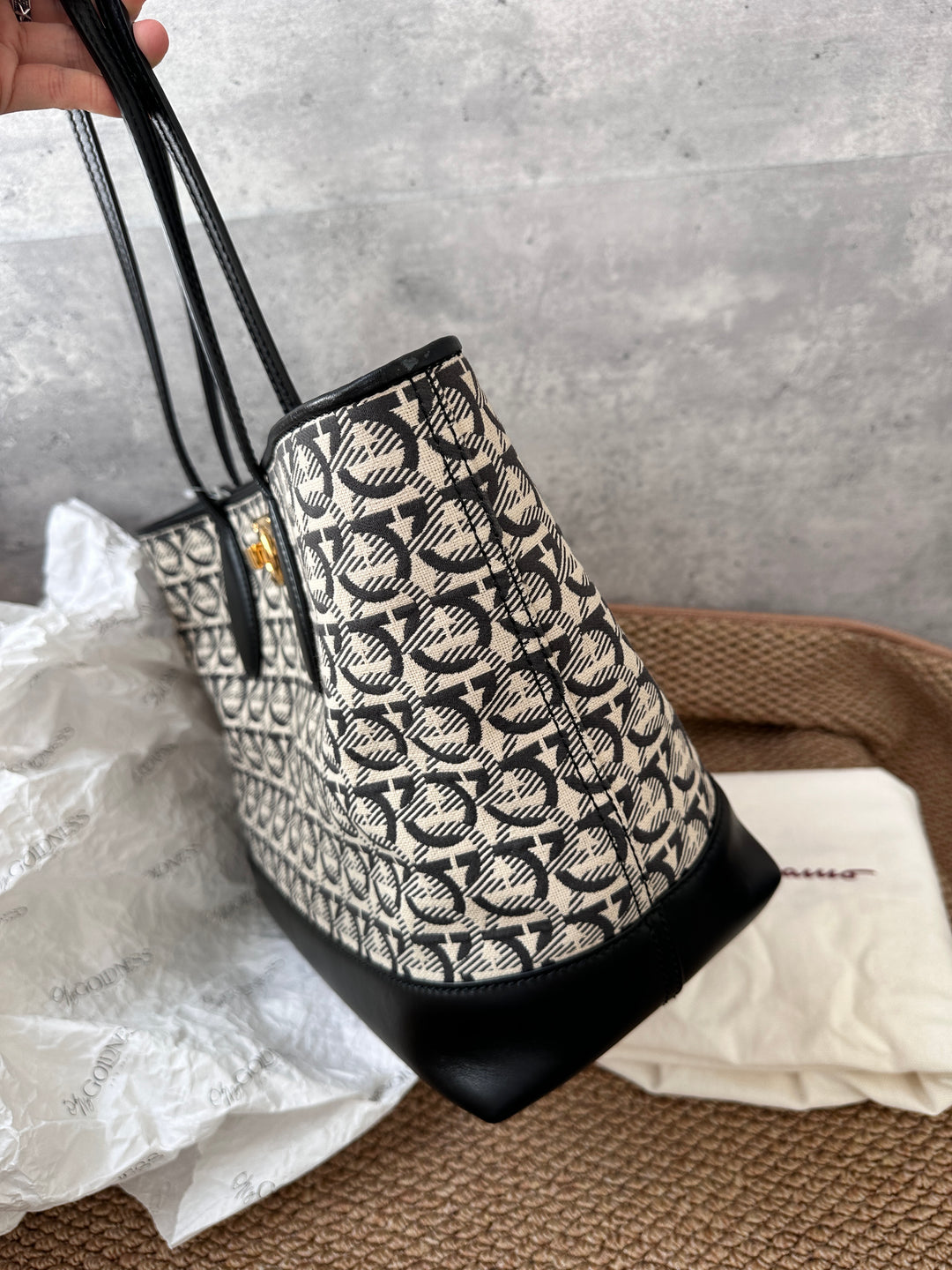 Ferragamo Vintage Monogram Gancini Tote with Pouch ✨