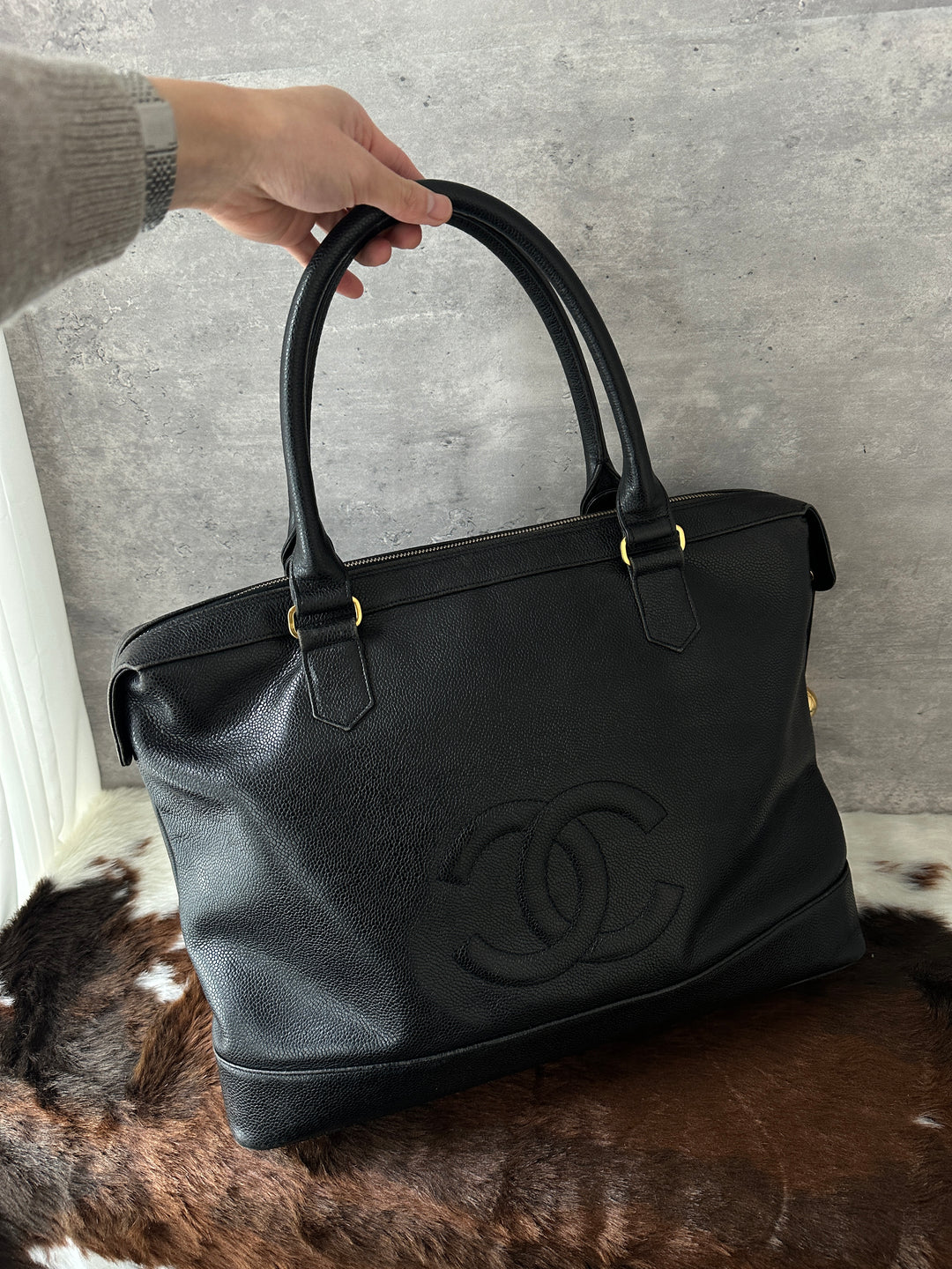 Chanel “Double CC Caviar Tote” 🖤✨ | Spacious, Structured & Stunning Gold Ball Detail