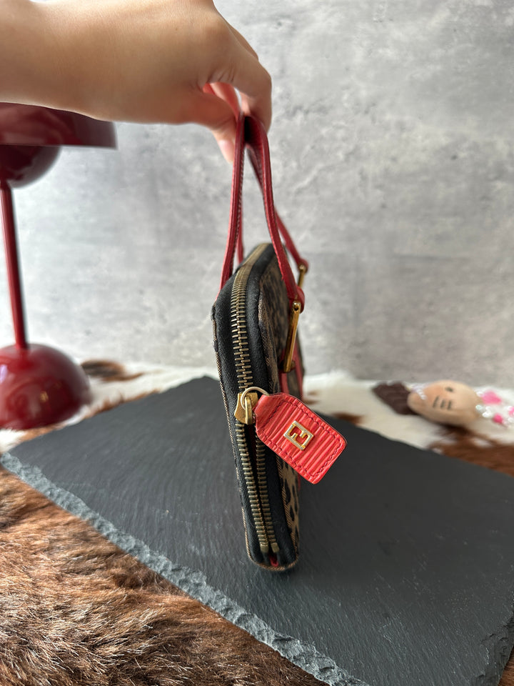 FENDI Leopard Jacquard Top Handle Bag 🐆❤️｜Bold Leopard Pattern × Red Leather Trims × Convertible Crossbody Styling