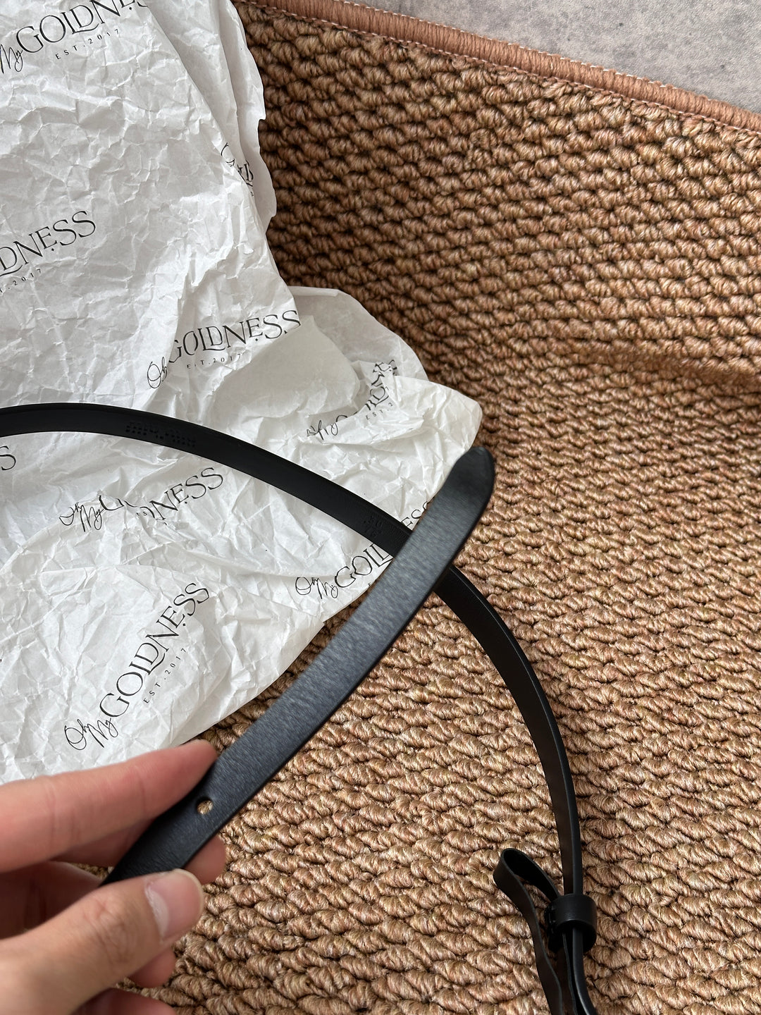 MIU MIU Tortoiseshell Crystal Logo Belt ✨｜Small Size Elegance