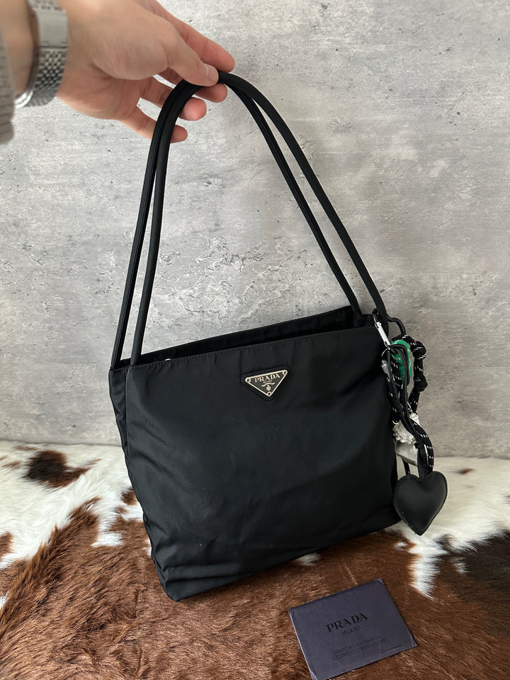 "PRADA 🖤 Black Nylon Tote Bag｜Lightweight Classic × Everyday Essential × Sleek Minimal Design "