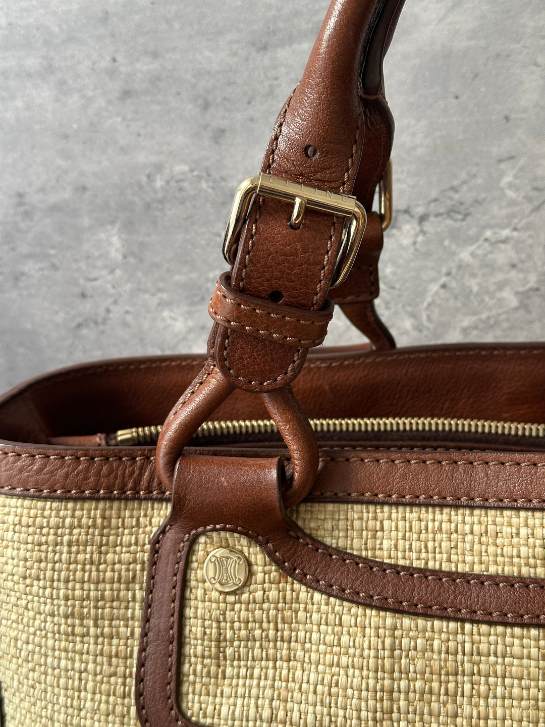 CELINE Woven Tote Bag 🧺✨｜Resort-Ready Texture × Chocolate Leather Trim × Adjustable Handle