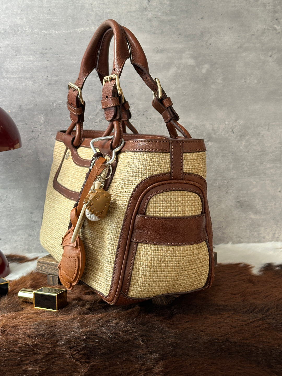 CELINE Woven Tote Bag 🧺✨｜Resort-Ready Texture × Chocolate Leather Trim × Adjustable Handle