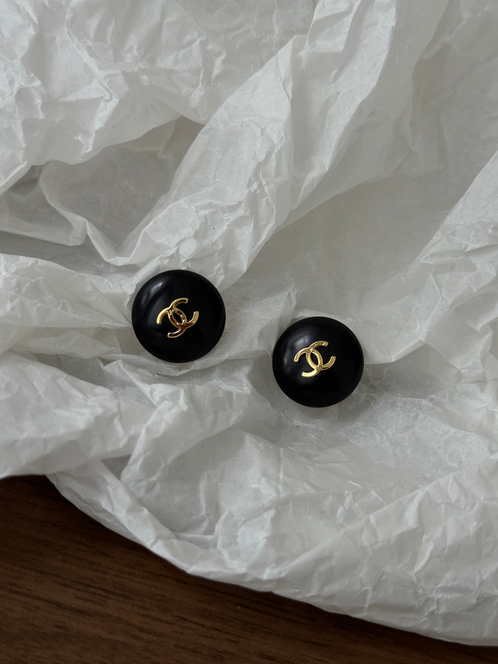 Chanel CC Round Clip-on Earrings 🖤✨ Timeless Elegance