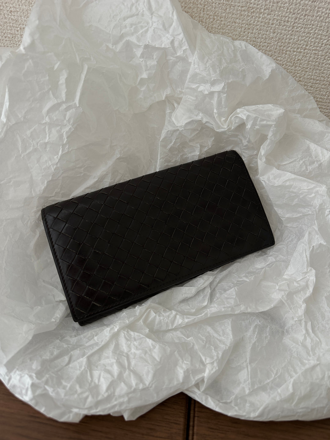 Bottega Veneta Intrecciato Lambskin Long Wallet 🤎｜Woven Leather × Slim Profile × Everyday Classic
