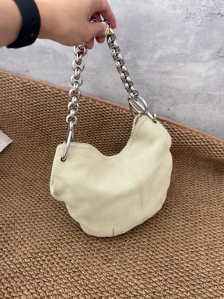 Loewe Milk White Hobo Bag 🤍｜Vintage-Inspired Chain Elegance