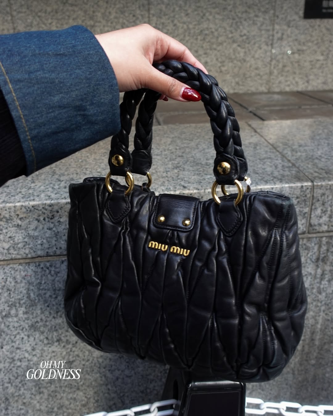Miu Miu Matelassé Leather Top Handle Bag 🖤｜Braided Handle・Gold Padlock Hardware・Soft Ruched Leather