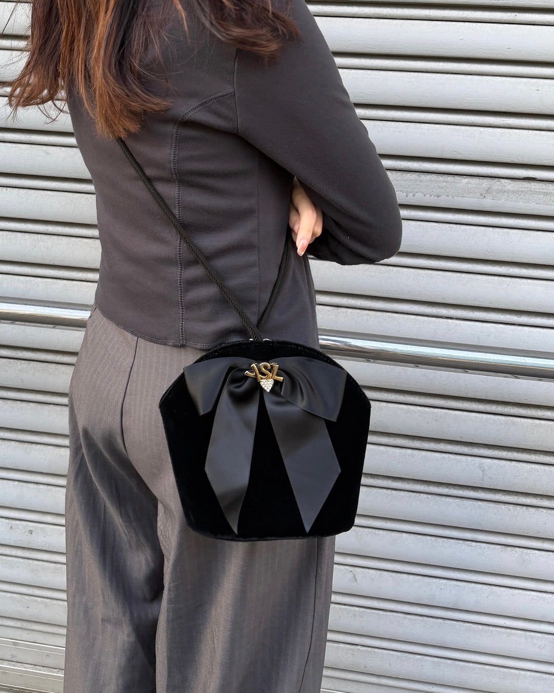 Saint Laurent YSL Vintage Rhinestone Logo Velvet Bucket Bag 🖤🎀｜Sparkling Logo Detail × Luxurious Velvet × Full Set Edition
