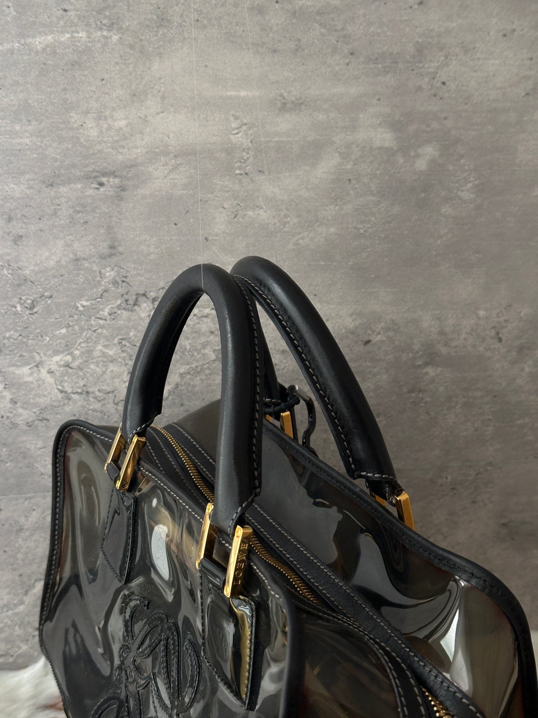 LOEWE Jelly Amazona 28 Boston Bag 🖤✨｜Near-Pristine Condition × Double-Sided Anagram × Key, Lock &amp; Gold Baby Pouch