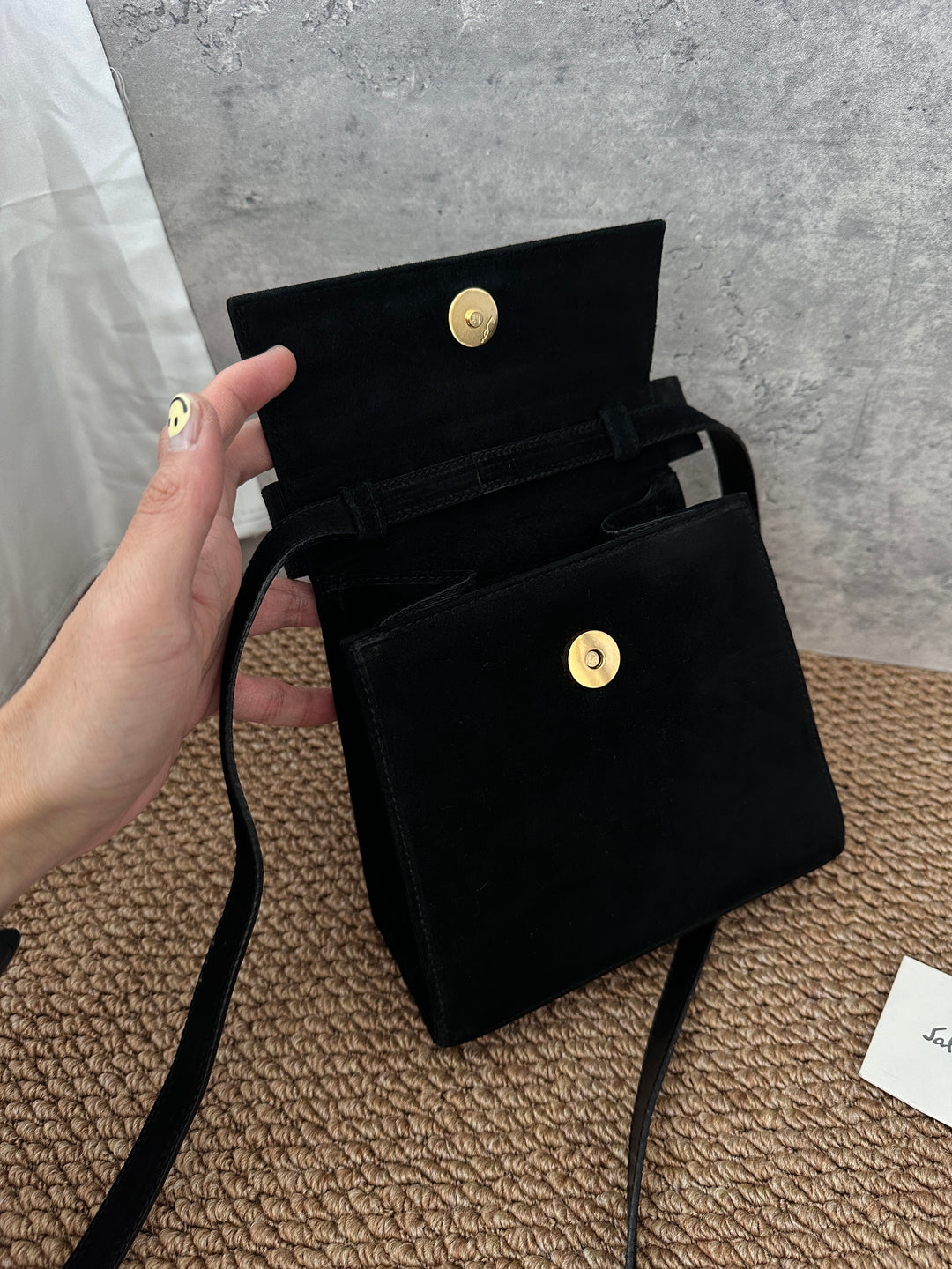 Salvatore Ferragamo Bow Gift Box Bag in Black 🖤｜Rare Boxy Vintage Design