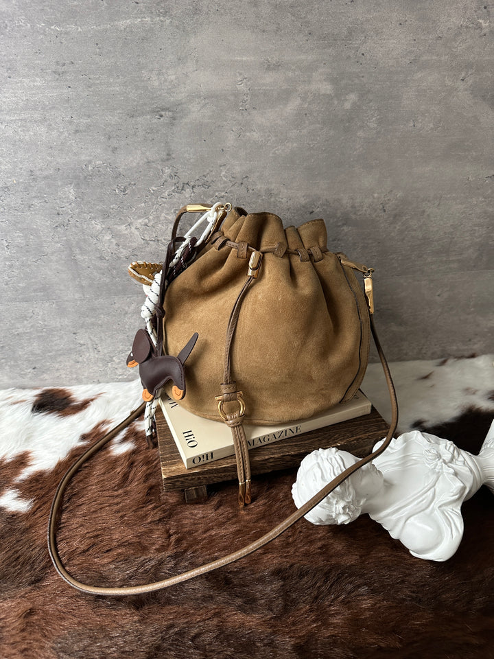 Ferragamo Suede Bucket Bag 🤎｜Rich Caramel Suede × Elegant Gold Hardware × Relaxed Drawstring Silhouette