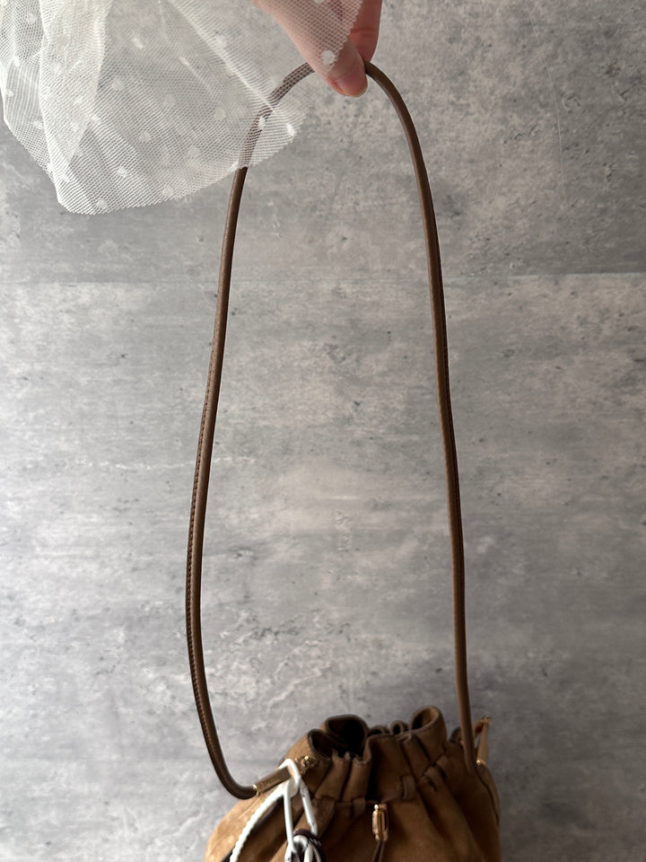 Ferragamo Suede Bucket Bag 🤎｜Rich Caramel Suede × Elegant Gold Hardware × Relaxed Drawstring Silhouette