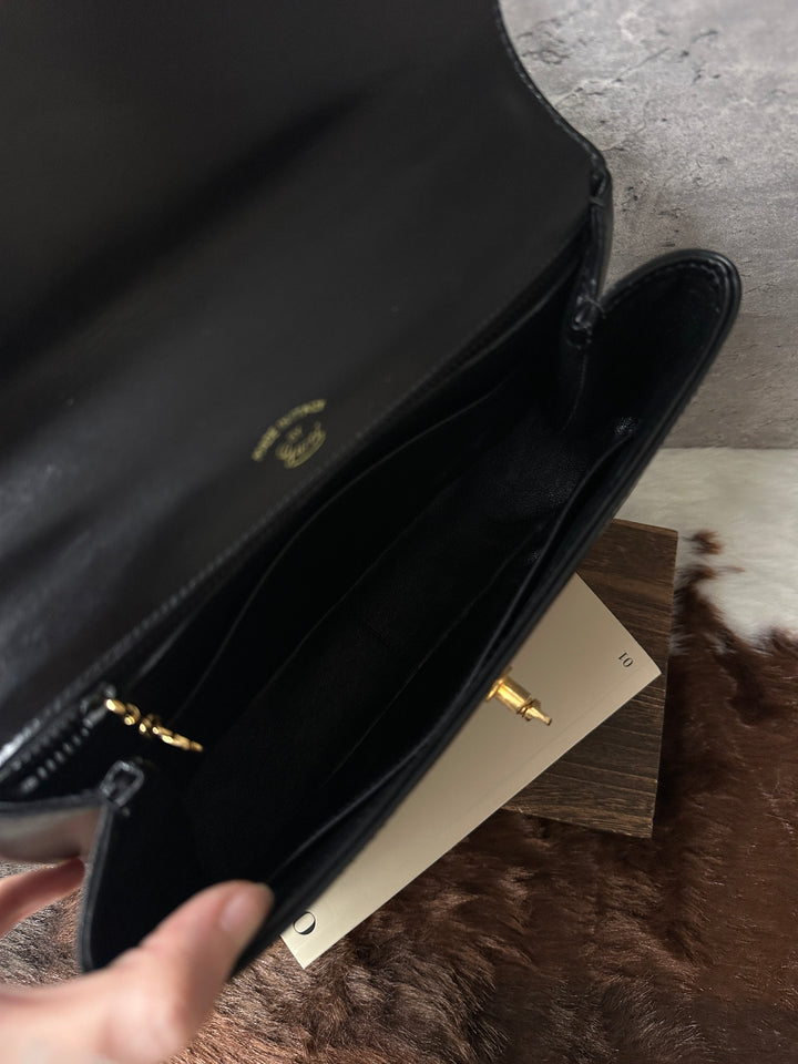 Gucci Top Handle Bag 🖤｜Curved Flap × Gold Turn Lock × Elegant Vintage Structure