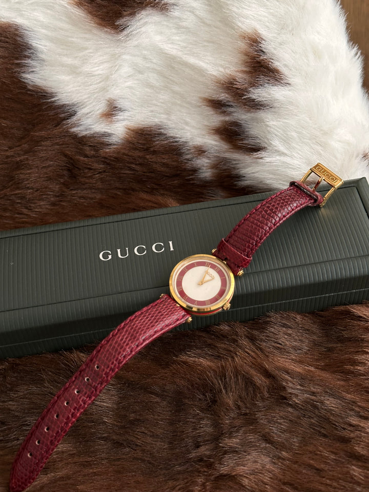 Gucci Lizard Leather Watch ❤️🖤｜Glossy Lizard Strap × Vintage Stripe Detail × Classic Gold Case