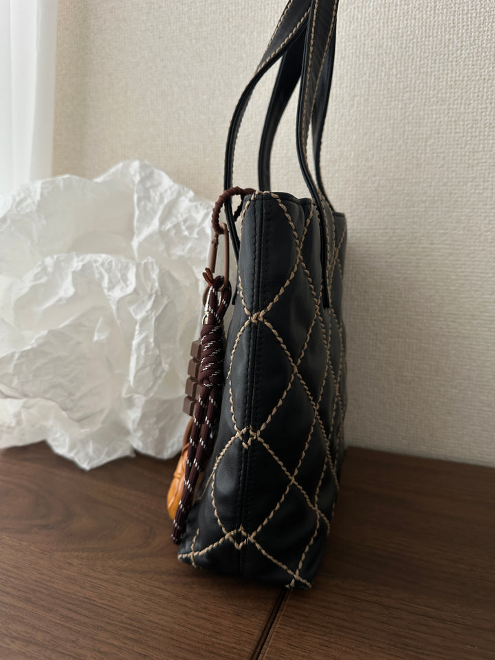 Chanel Vivian Tote 🖤✨ Elegant & Functional Classic