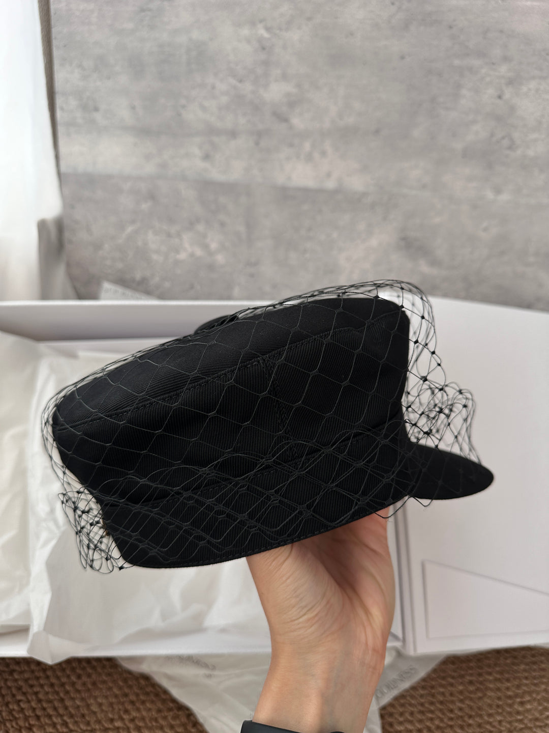 DIOR Black Veil Beret with Gold Logo ✨｜Elegant Unused Collector’s Piece