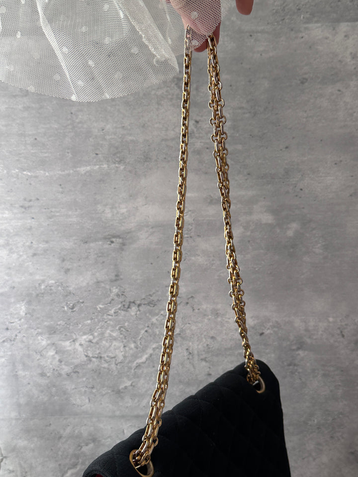 CHANEL Vintage Fabric Flap Bag 🖤｜Quilted Fabric｜Mixed-Tone Chain｜Crimson Interior