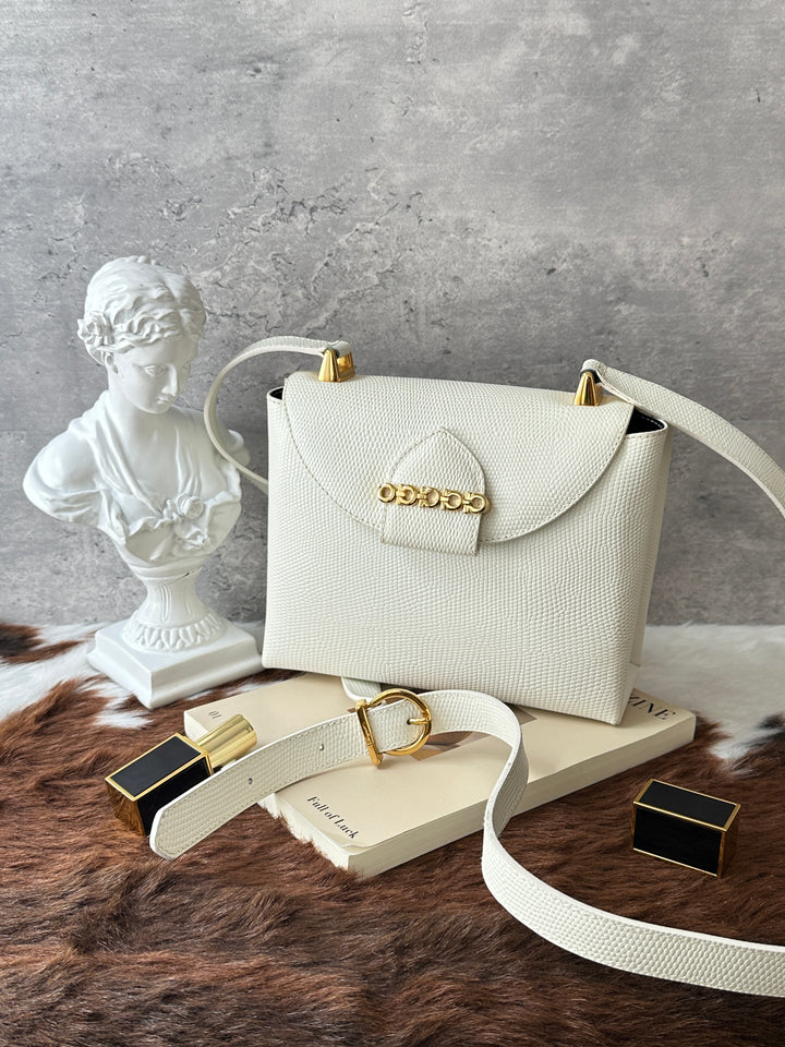 Ferragamo Lizard-Embossed Box Crossbody Bag 🤍｜Cream White × Gancini Hardware × Full Set