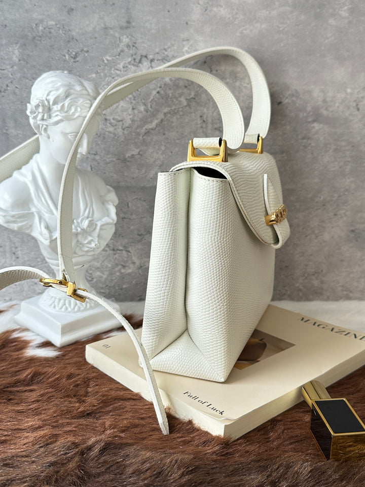 Ferragamo Lizard-Embossed Box Crossbody Bag 🤍｜Cream White × Gancini Hardware × Full Set