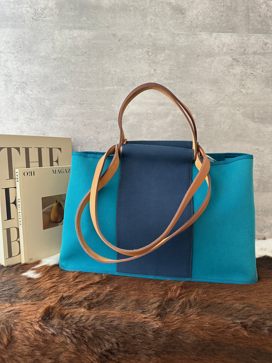 Hermès Cabag Tote Bag 🩵💙｜Colour-Block Canvas × Two-Way Carry × With Box