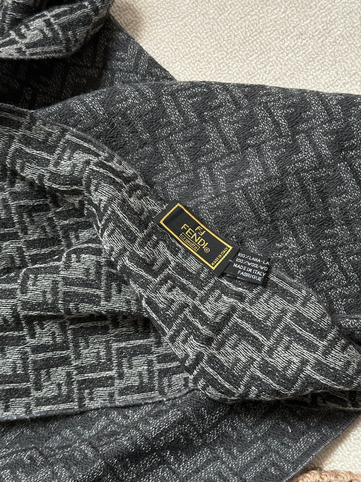 FENDI FF Monogram Reversible Scarf 🖤🩶 Timeless Vintage