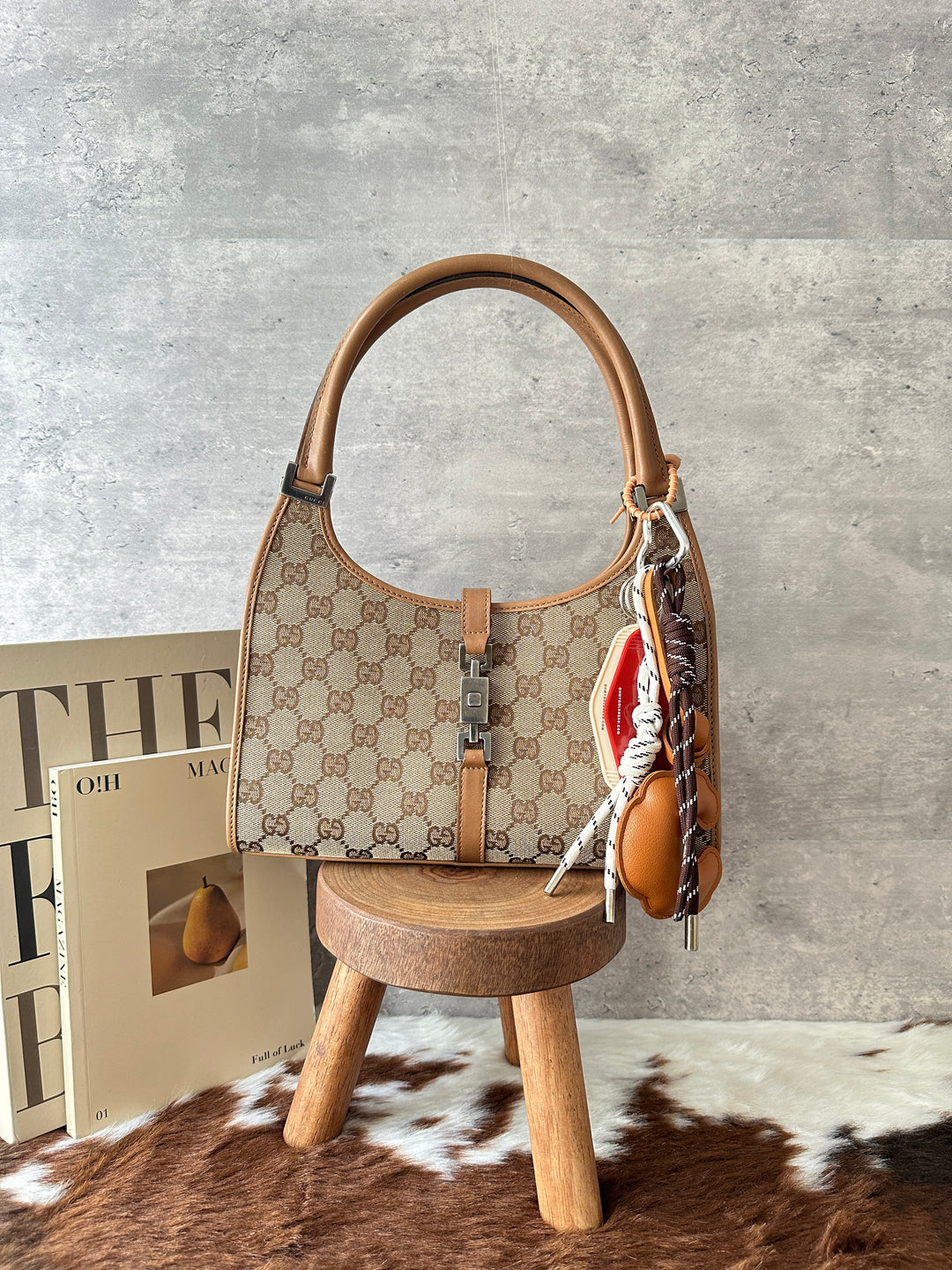 FENDI Mini FF Monogram Hobo Bag 🤎｜Classic Zucca Canvas × Lightweight Design × Full Set
